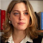 Insegnante specializzata nell'aiuto compiti e preparazione esami. Ti aspetto!